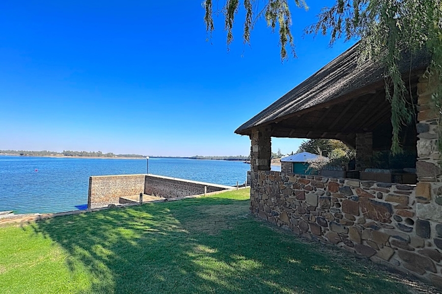 9 Bedroom Property for Sale in Vaal Marina Gauteng