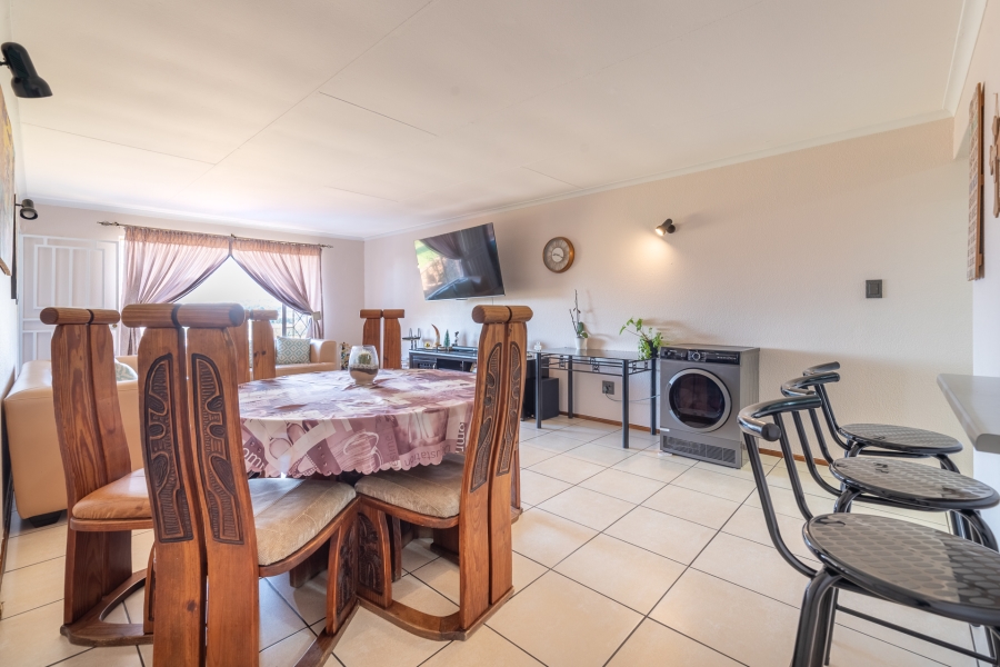 2 Bedroom Property for Sale in Northcliff Gauteng
