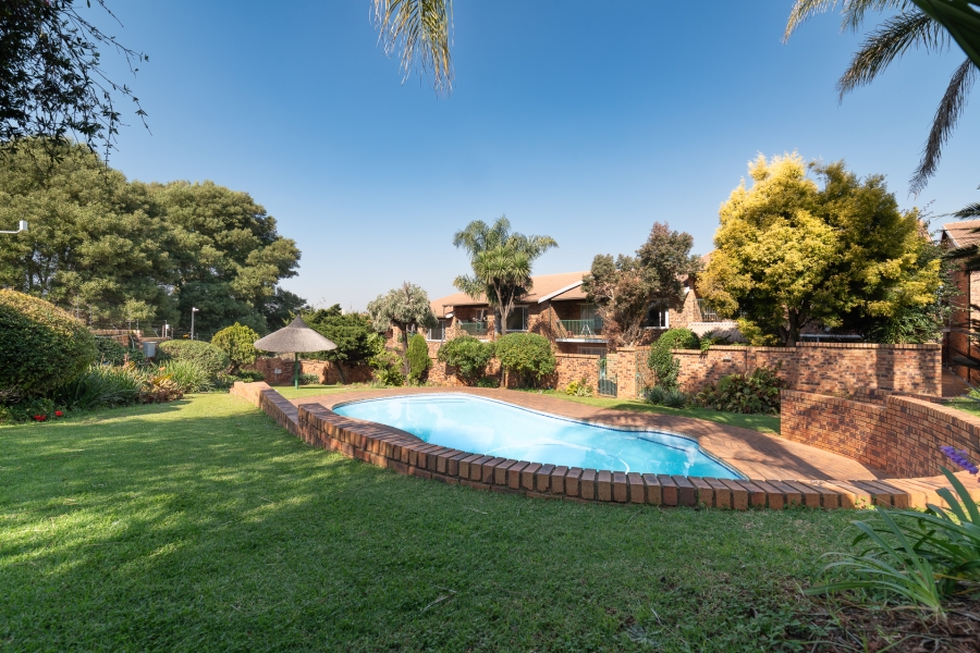 2 Bedroom Property for Sale in Northcliff Gauteng