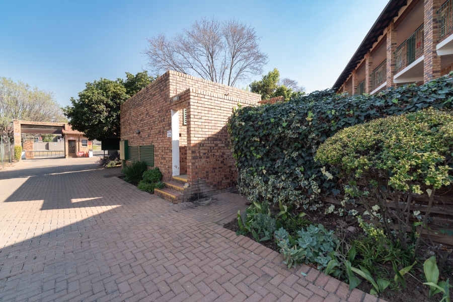 2 Bedroom Property for Sale in Northcliff Gauteng