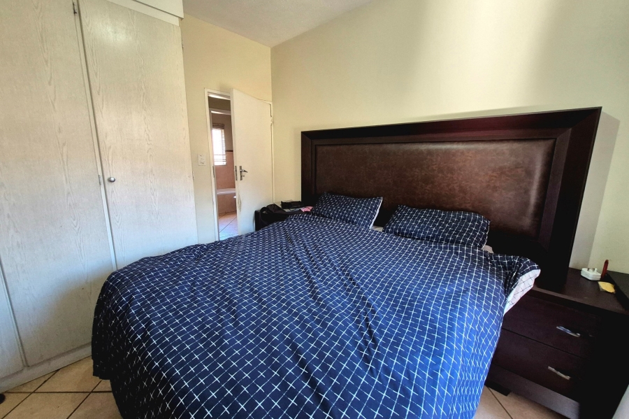 To Let 3 Bedroom Property for Rent in Die Hoewes Gauteng