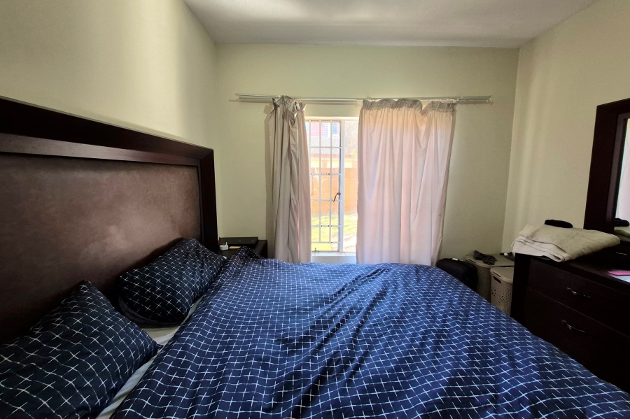 To Let 3 Bedroom Property for Rent in Die Hoewes Gauteng