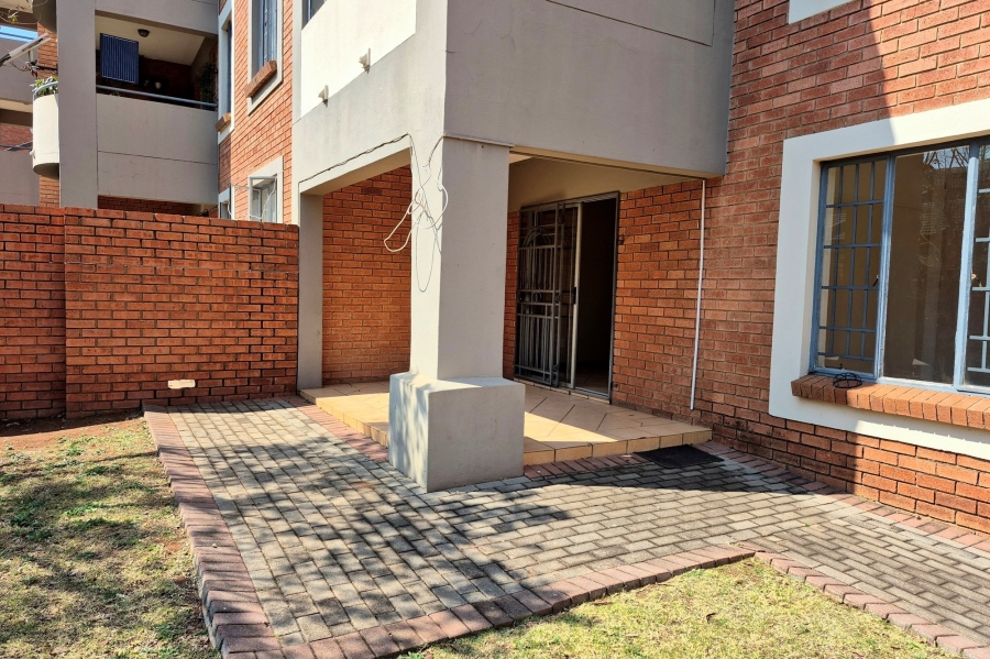 3 Bedroom Property for Sale in Die Hoewes Gauteng