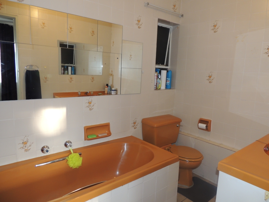 3 Bedroom Property for Sale in South Crest Gauteng
