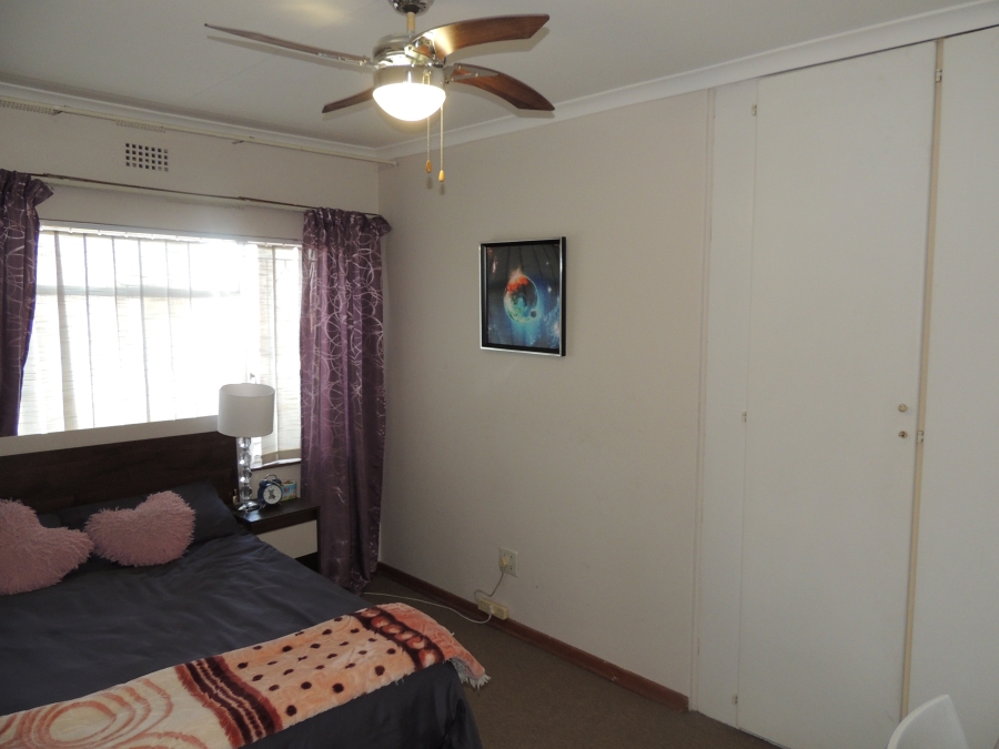 3 Bedroom Property for Sale in South Crest Gauteng