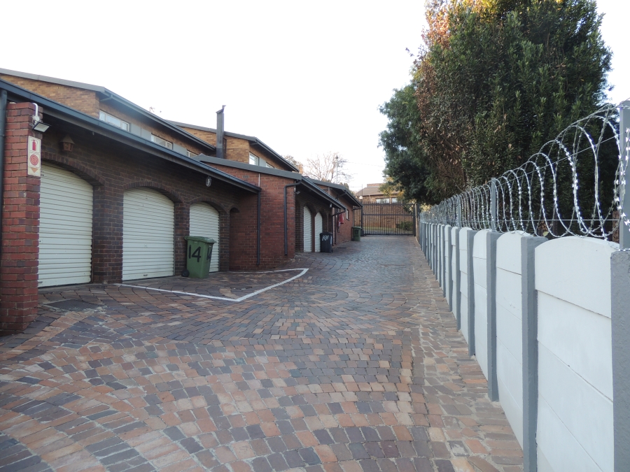 3 Bedroom Property for Sale in South Crest Gauteng