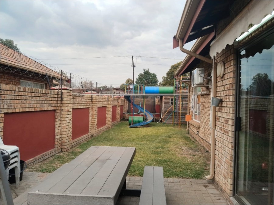 2 Bedroom Property for Sale in Riversdale Gauteng