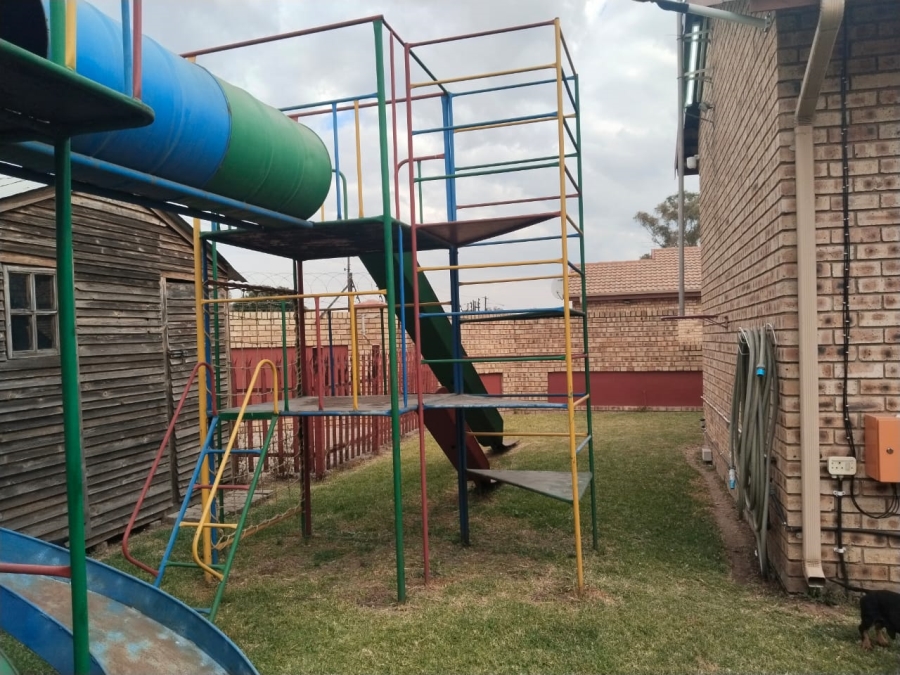 2 Bedroom Property for Sale in Riversdale Gauteng