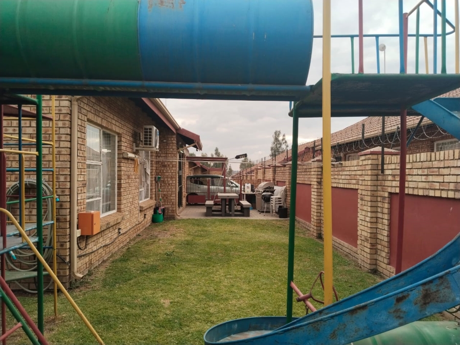 2 Bedroom Property for Sale in Riversdale Gauteng