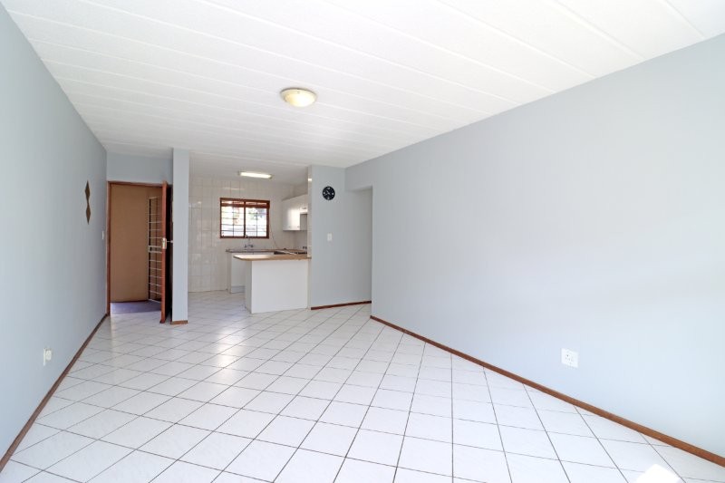 2 Bedroom Property for Sale in Robindale Gauteng