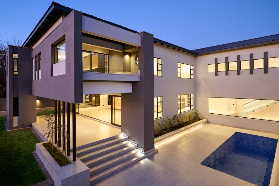 6 Bedroom Property for Sale in Waterfall Country Estate Gauteng