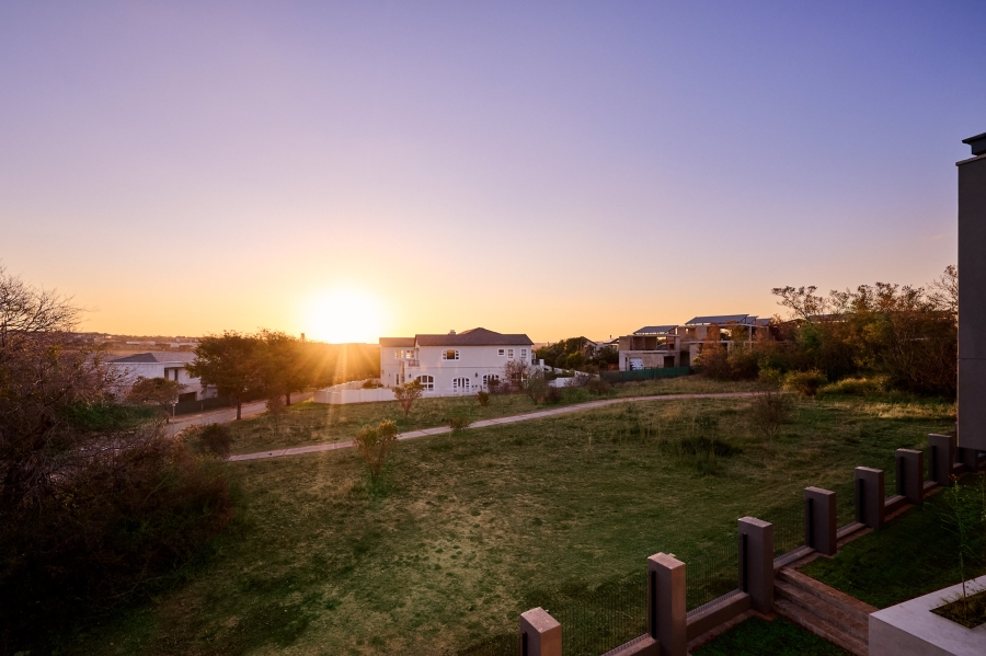 6 Bedroom Property for Sale in Waterfall Country Estate Gauteng