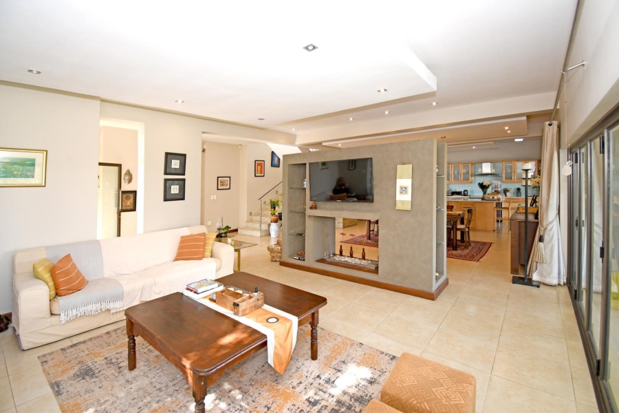 4 Bedroom Property for Sale in Copperleaf Estate Gauteng
