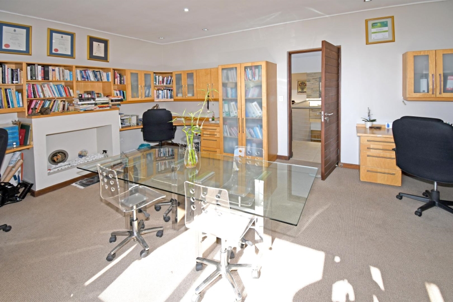 4 Bedroom Property for Sale in Copperleaf Estate Gauteng