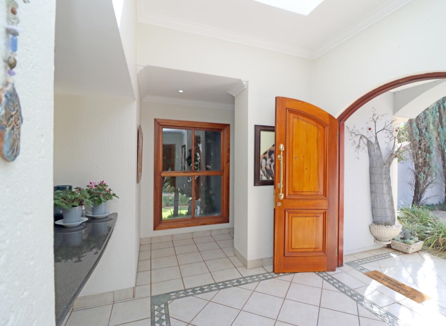 4 Bedroom Property for Sale in Kyalami Estates Gauteng