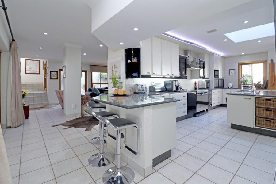 4 Bedroom Property for Sale in Kyalami Estates Gauteng
