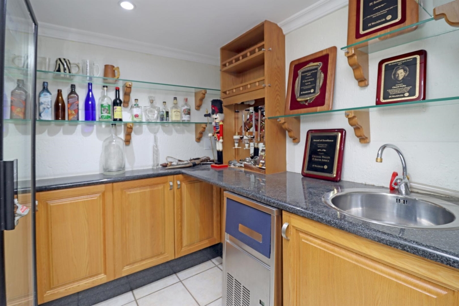 4 Bedroom Property for Sale in Kyalami Estates Gauteng