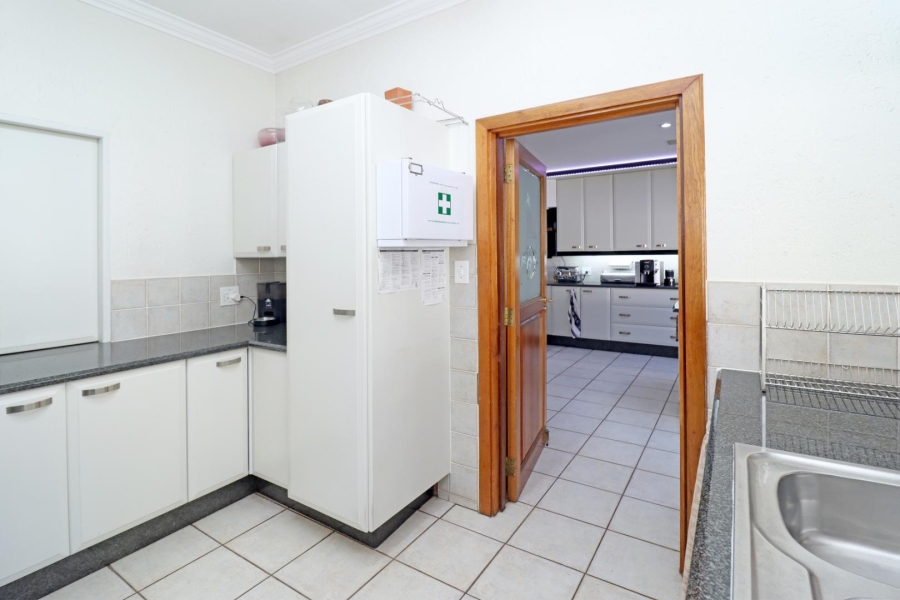 4 Bedroom Property for Sale in Kyalami Estates Gauteng
