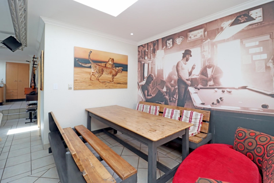 4 Bedroom Property for Sale in Kyalami Estates Gauteng