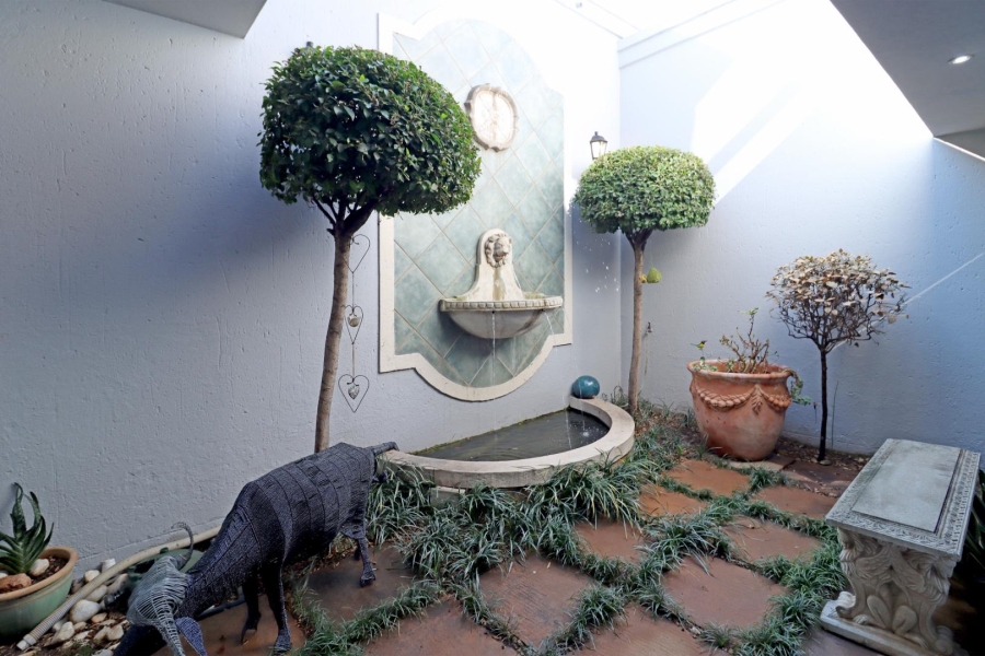 4 Bedroom Property for Sale in Kyalami Estates Gauteng