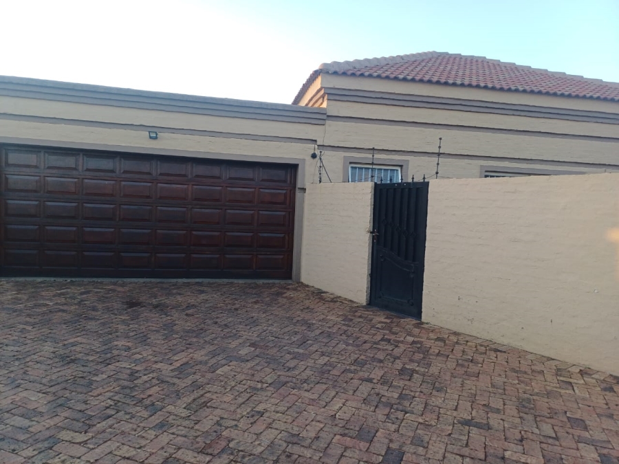 3 Bedroom Property for Sale in Arcon Park Gauteng