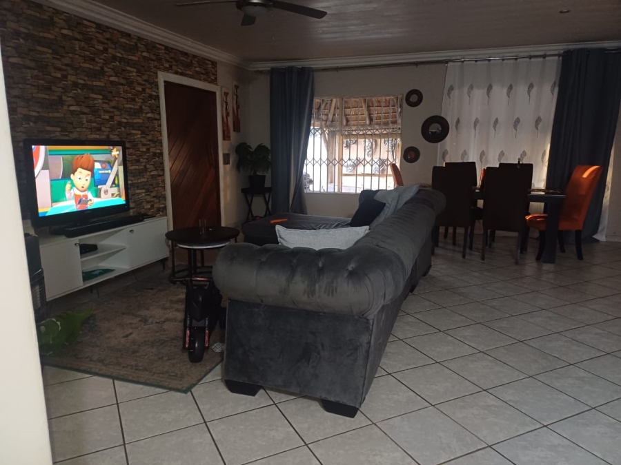 3 Bedroom Property for Sale in Arcon Park Gauteng