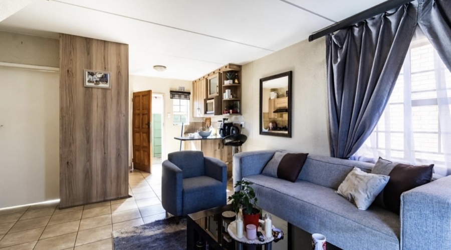 3 Bedroom Property for Sale in Albertsdal Gauteng