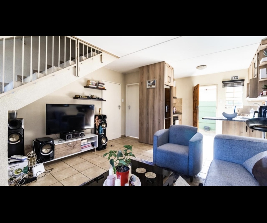 3 Bedroom Property for Sale in Albertsdal Gauteng