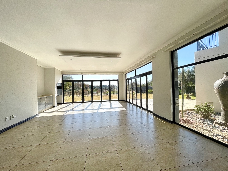 To Let 4 Bedroom Property for Rent in Serengeti Lifestyle Estate Gauteng