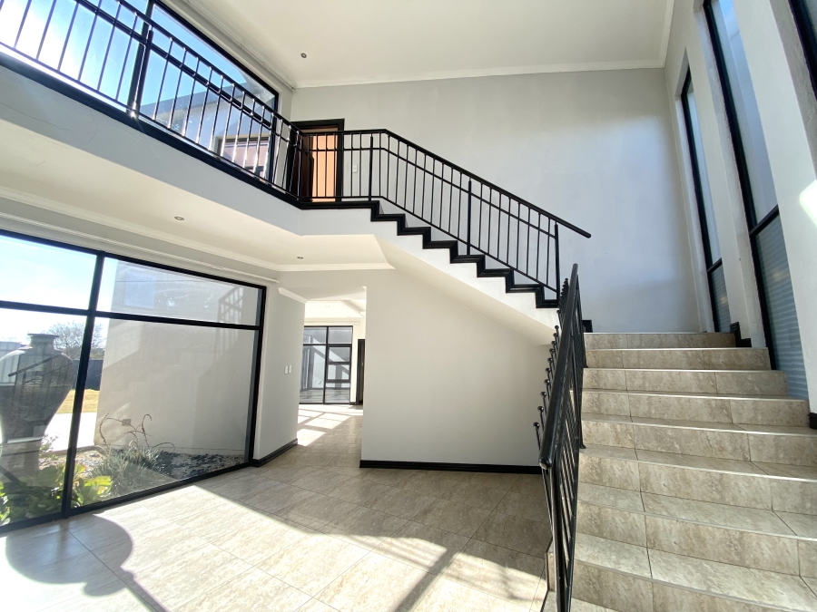 To Let 4 Bedroom Property for Rent in Serengeti Lifestyle Estate Gauteng