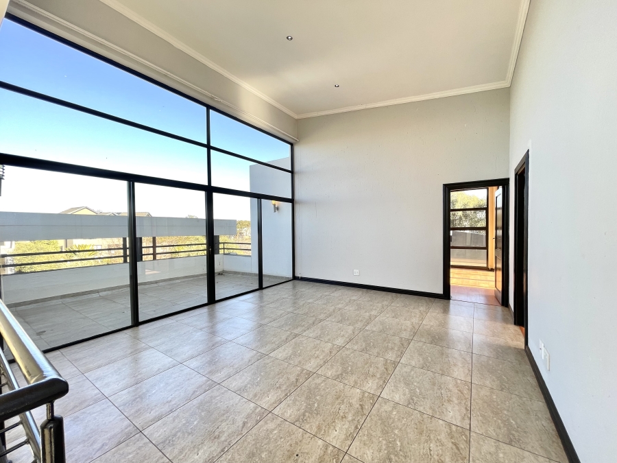 To Let 4 Bedroom Property for Rent in Serengeti Lifestyle Estate Gauteng