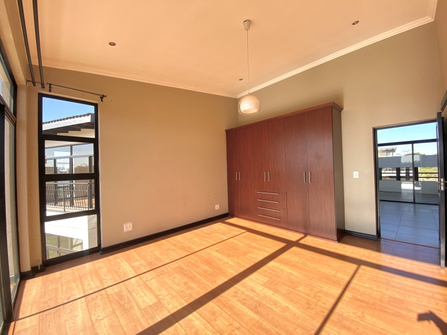 To Let 4 Bedroom Property for Rent in Serengeti Lifestyle Estate Gauteng