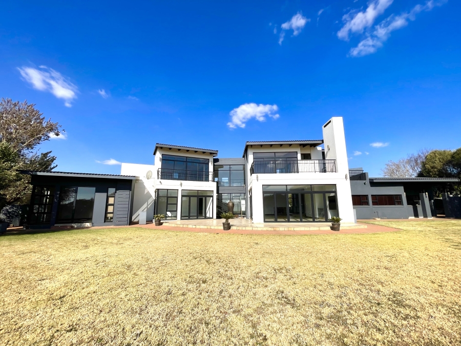 To Let 4 Bedroom Property for Rent in Serengeti Lifestyle Estate Gauteng