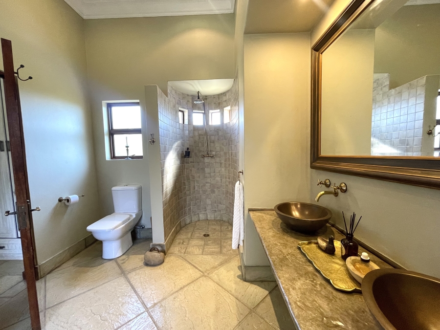 4 Bedroom Property for Sale in Blue Valley Golf Estate Gauteng