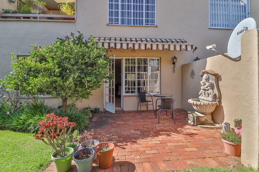 2 Bedroom Property for Sale in Bedford Park Gauteng