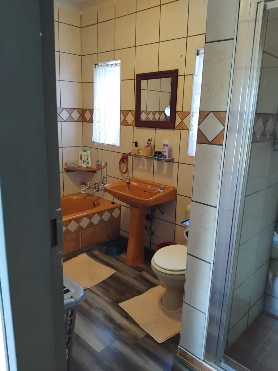 4 Bedroom Property for Sale in Vaalview Gauteng