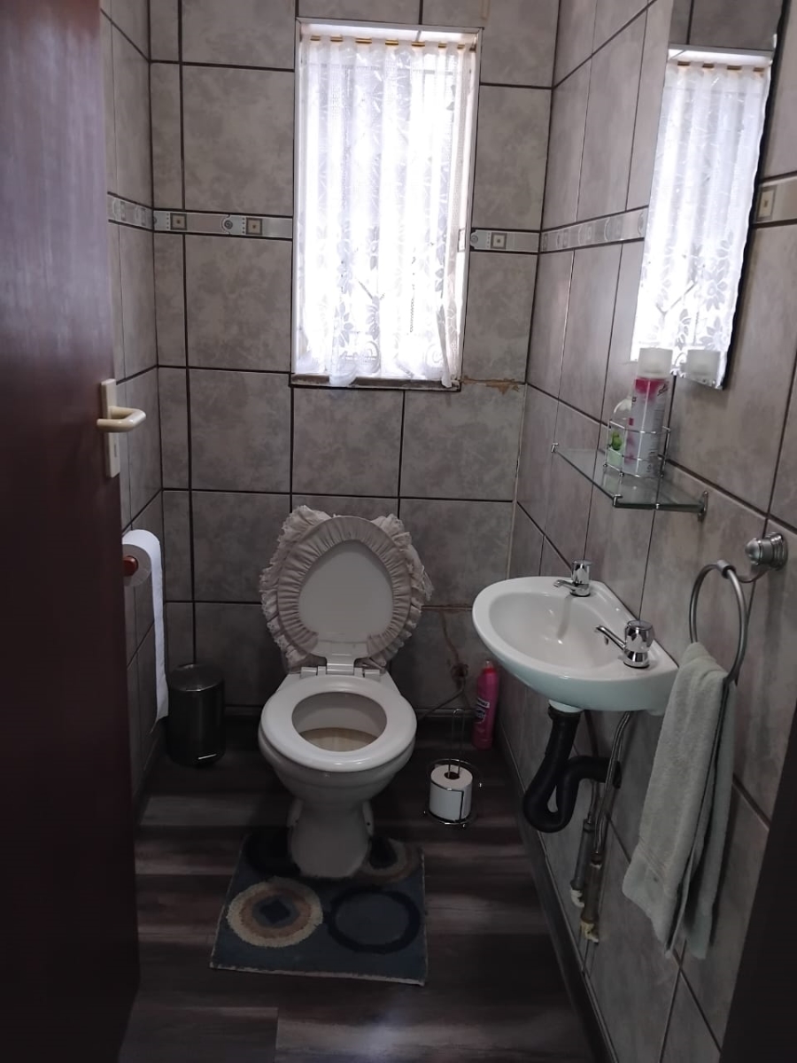 4 Bedroom Property for Sale in Vaalview Gauteng