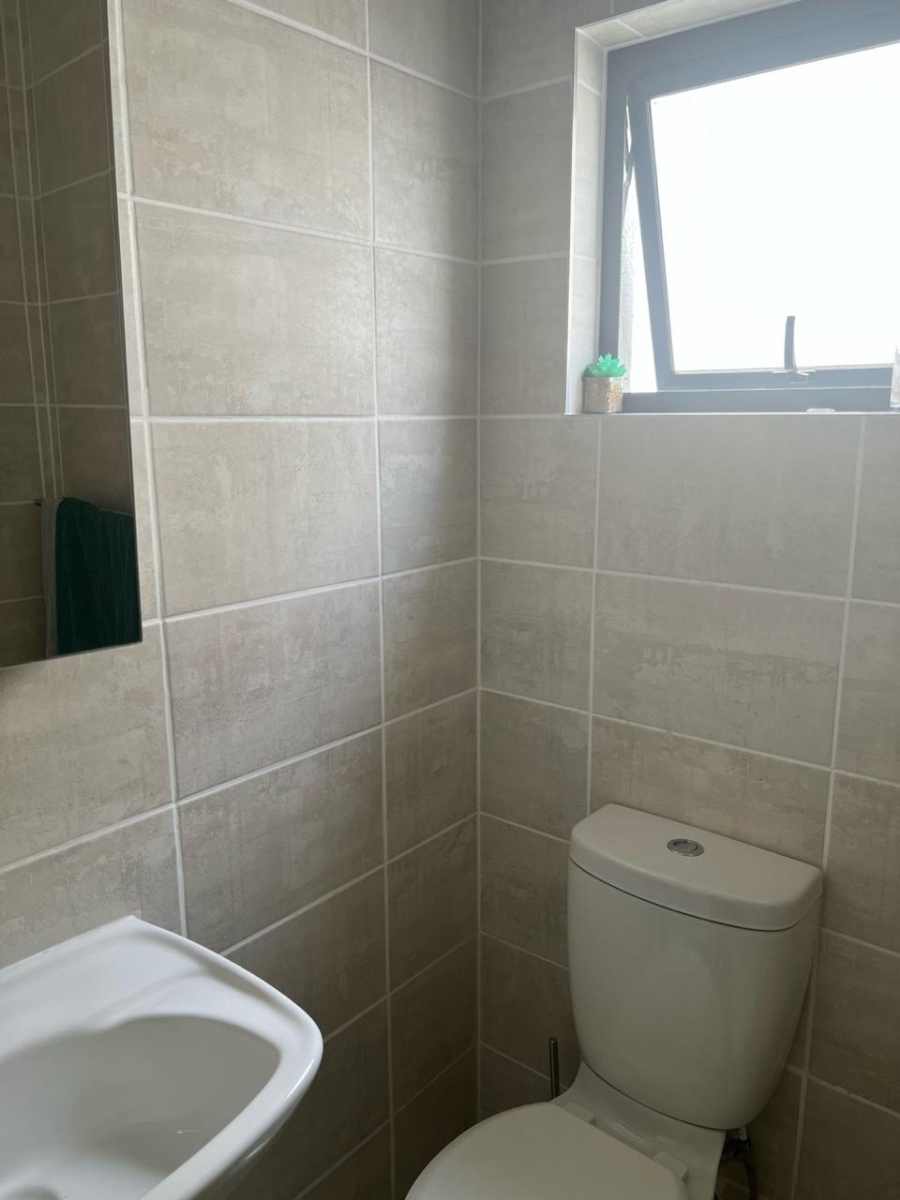 To Let 2 Bedroom Property for Rent in Linbro Park Gauteng