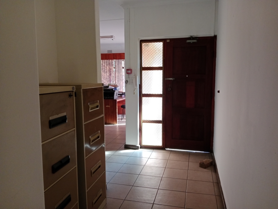 3 Bedroom Property for Sale in Robertsham Gauteng