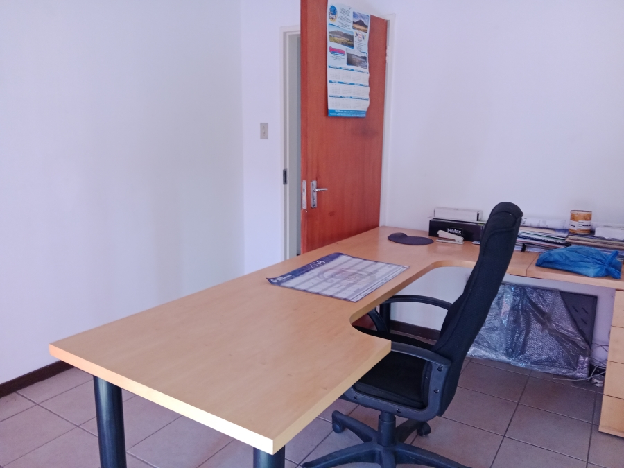 3 Bedroom Property for Sale in Robertsham Gauteng