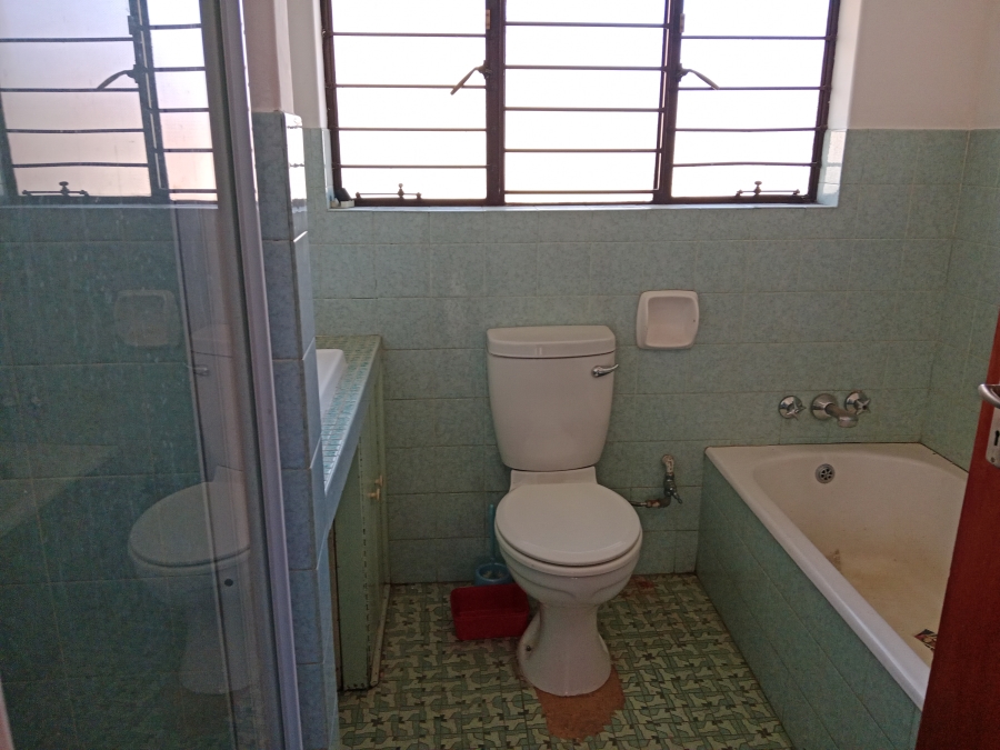 3 Bedroom Property for Sale in Robertsham Gauteng