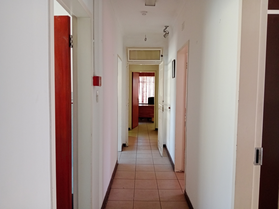 3 Bedroom Property for Sale in Robertsham Gauteng