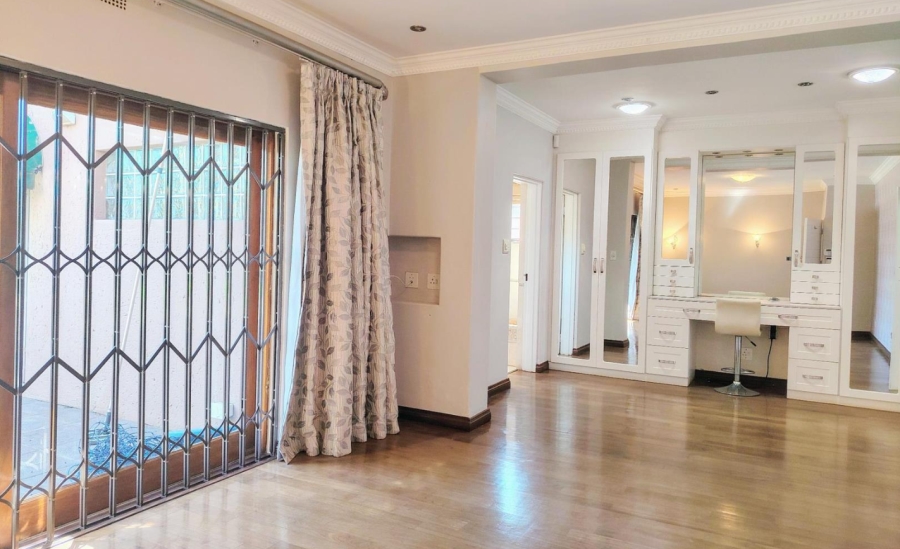 4 Bedroom Property for Sale in Bedfordview Gauteng