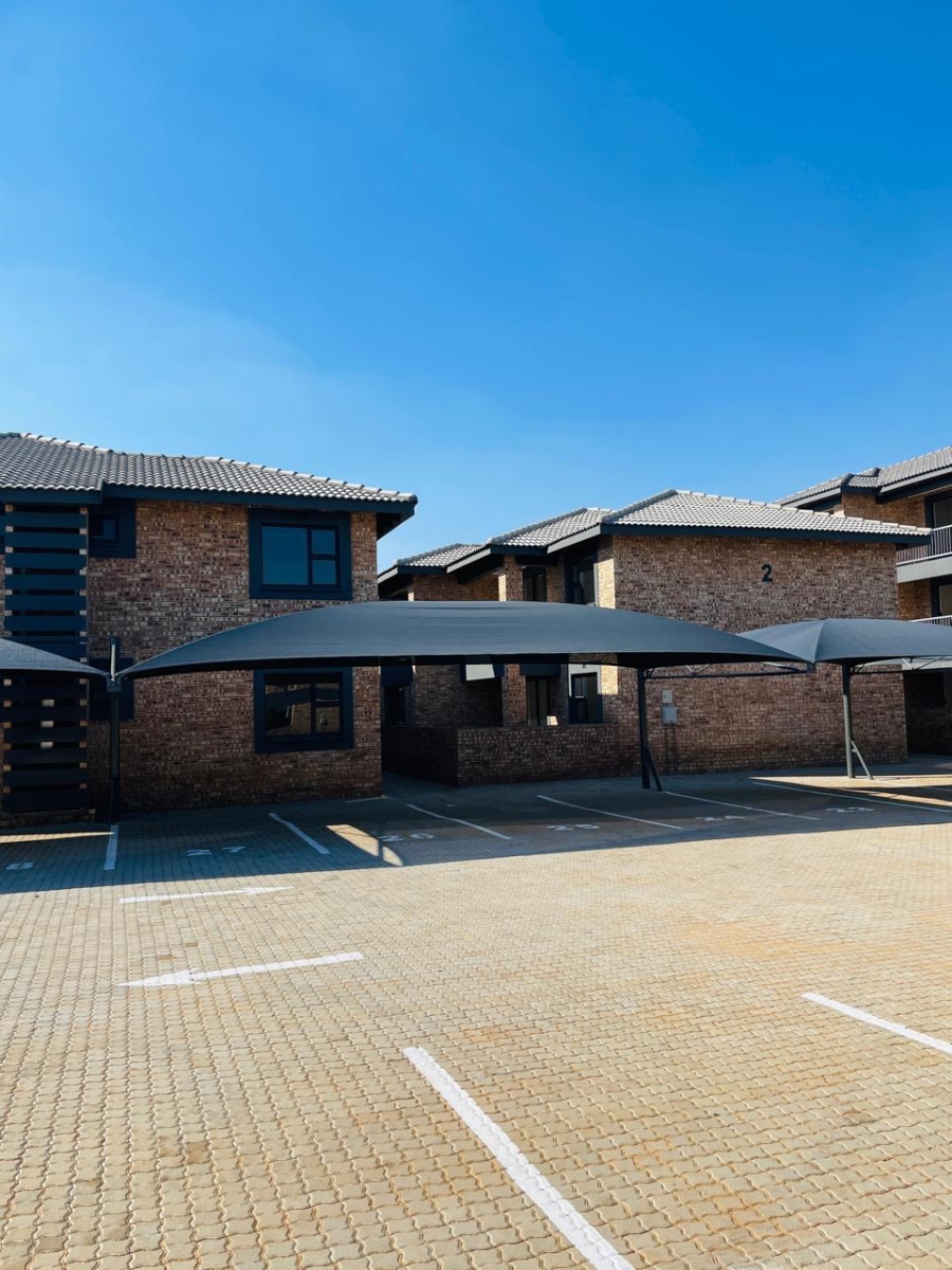 2 Bedroom Property for Sale in Cloverdene Gauteng