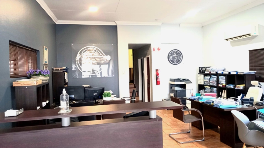 Commercial Property for Sale in Moreleta Park Gauteng