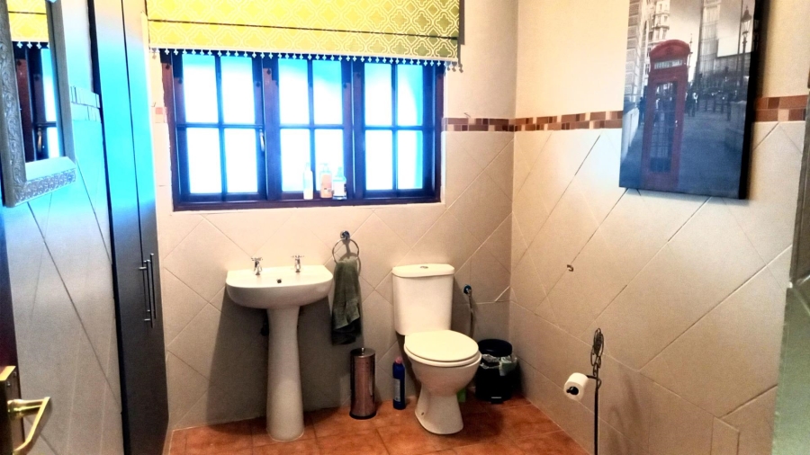 Commercial Property for Sale in Moreleta Park Gauteng