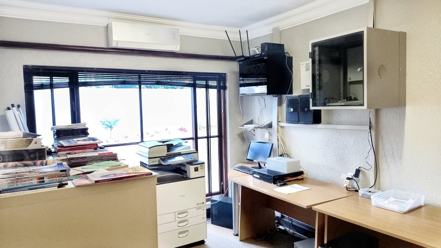 Commercial Property for Sale in Moreleta Park Gauteng