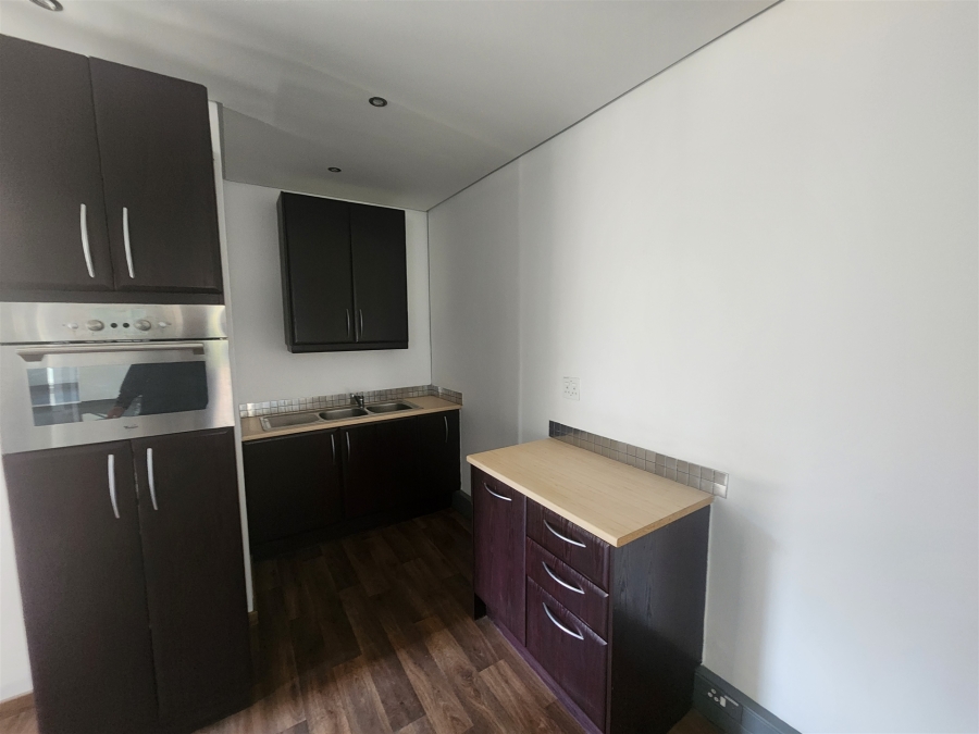 To Let commercial Property for Rent in Chislehurston Gauteng
