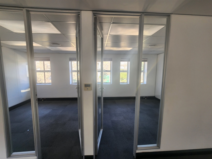 To Let commercial Property for Rent in Chislehurston Gauteng