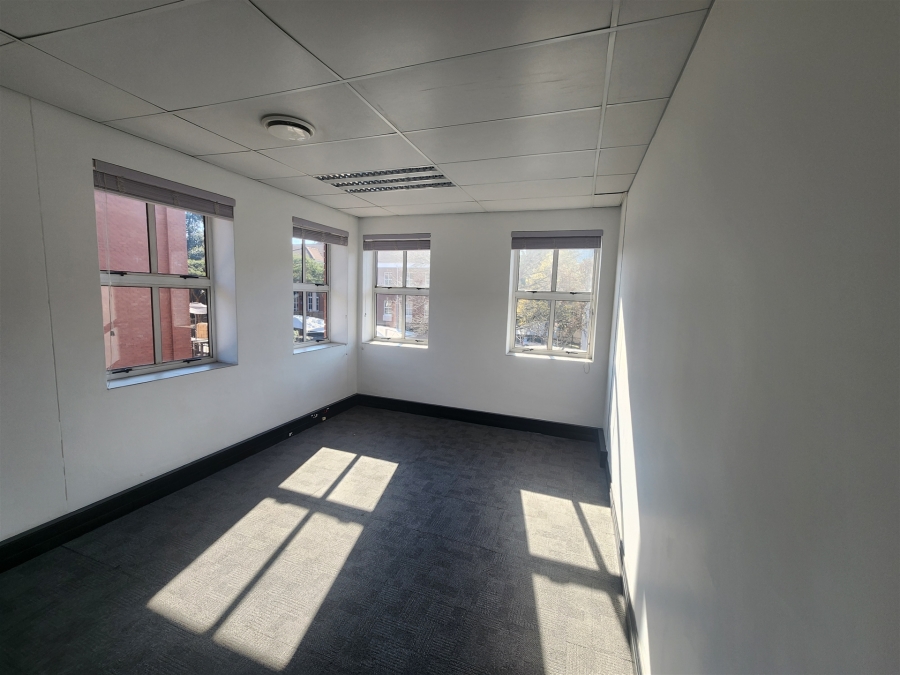 To Let commercial Property for Rent in Chislehurston Gauteng